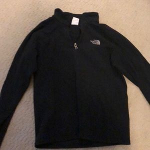 Black fleece quarter zip from The North Face